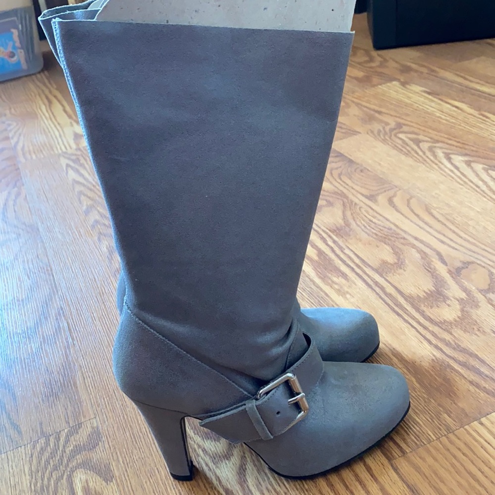Silver grey suede calf boots sz 37